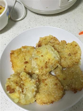土豆鸡肉饼怎么做，土豆鸡肉饼怎么做好吃，土豆鸡肉饼做法