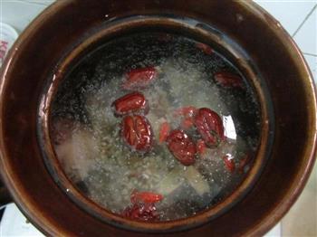 广东老火莲藕骨头汤怎么做，广东老火莲藕骨头汤怎么做好吃，广东老火莲藕骨头汤做法