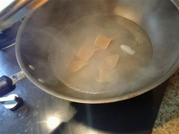 天麻炖天鹅蛋怎么做，天麻炖天鹅蛋怎么做好吃，天麻炖天鹅蛋做法