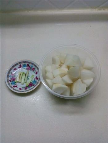 排骨白萝卜汤怎么做，排骨白萝卜汤怎么做好吃，排骨白萝卜汤做法
