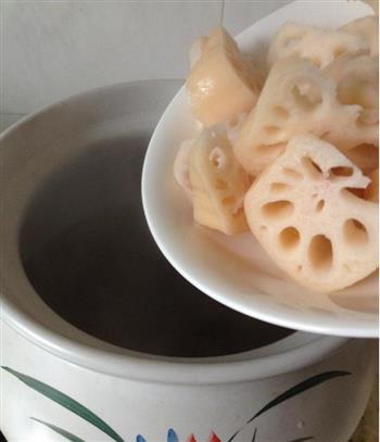 双莲炖排骨怎么做，双莲炖排骨怎么做好吃，双莲炖排骨做法