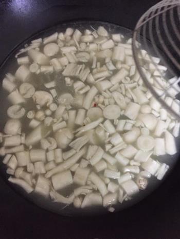 上汤菌菇娃娃菜怎么做，上汤菌菇娃娃菜怎么做好吃，上汤菌菇娃娃菜做法