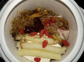 天麻人参排骨汤怎么做，天麻人参排骨汤怎么做好吃，天麻人参排骨汤做法