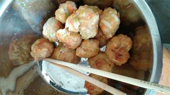 蔬菜肉丸子怎么做，蔬菜肉丸子怎么做好吃，蔬菜肉丸子做法