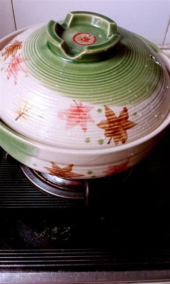黑玉米莲藕排骨汤怎么做，黑玉米莲藕排骨汤怎么做好吃，黑玉米莲藕排骨汤做法