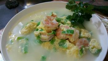 海鲜汆蛋怎么做，海鲜汆蛋怎么做好吃，海鲜汆蛋做法