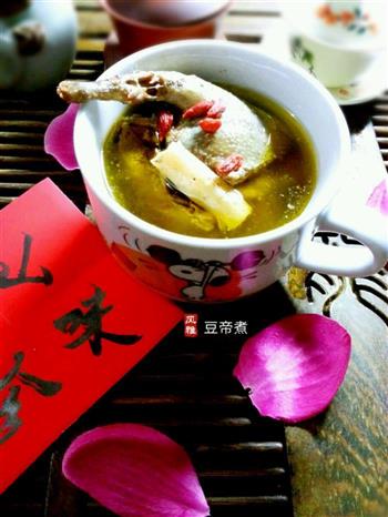 冬季暖身药膳鸽怎么做，冬季暖身药膳鸽怎么做好吃，冬季暖身药膳鸽做法