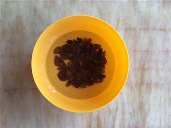 面包机版果干燕麦吐司怎么做，面包机版果干燕麦吐司怎么做好吃，面包机版果干燕麦吐司做法