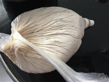 咖啡奶油蛋糕怎么做，咖啡奶油蛋糕怎么做好吃，咖啡奶油蛋糕做法