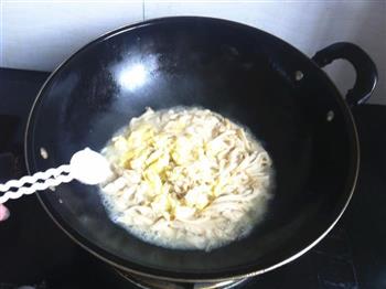 平菇鸡蛋汤怎么做，平菇鸡蛋汤怎么做好吃，平菇鸡蛋汤做法