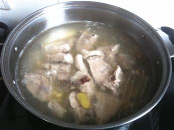 冬瓜黄豆猪骨汤怎么做，冬瓜黄豆猪骨汤怎么做好吃，冬瓜黄豆猪骨汤做法