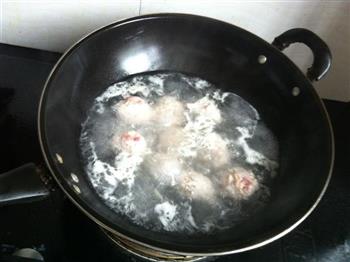生菜豆腐肉丸汤怎么做，生菜豆腐肉丸汤怎么做好吃，生菜豆腐肉丸汤做法