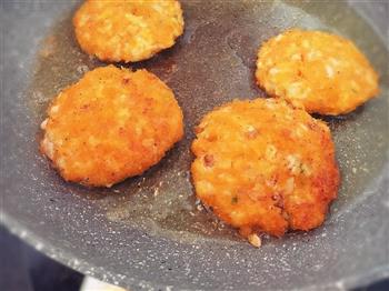 米兰虾饼怎么做，米兰虾饼怎么做好吃，米兰虾饼做法