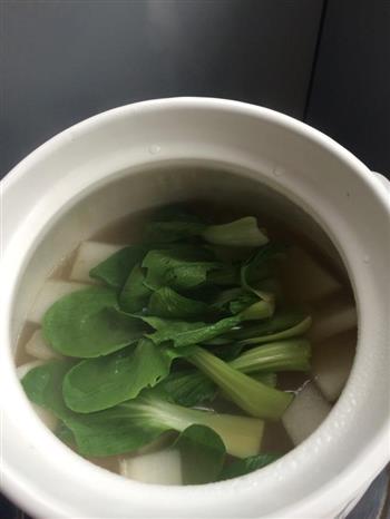 鱿鱼排骨汤怎么做，鱿鱼排骨汤怎么做好吃，鱿鱼排骨汤做法