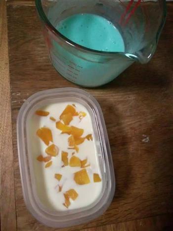 奶油芝士慕斯蛋糕盒怎么做，奶油芝士慕斯蛋糕盒怎么做好吃，奶油芝士慕斯蛋糕盒做法