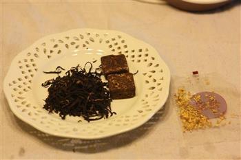 桂花红糖奶茶怎么做，桂花红糖奶茶怎么做好吃，桂花红糖奶茶做法
