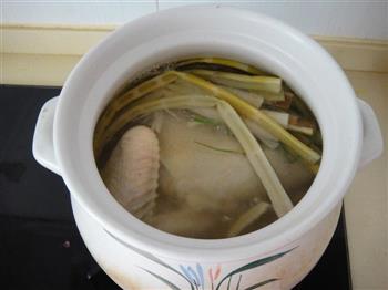 笋干炖鸡怎么做，笋干炖鸡怎么做好吃，笋干炖鸡做法