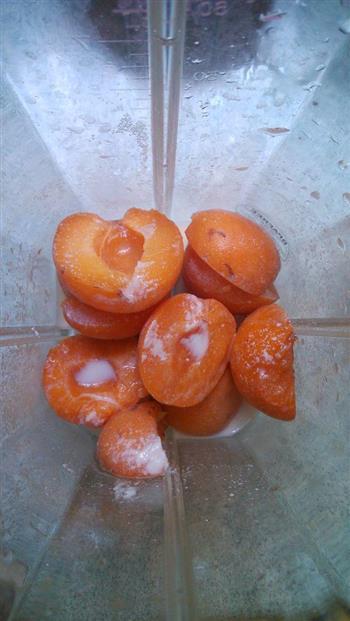 杏子冰激凌怎么做，杏子冰激凌怎么做好吃，杏子冰激凌做法