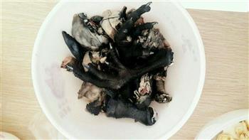 当归黄芪白果乌鸡汤怎么做，当归黄芪白果乌鸡汤怎么做好吃，当归黄芪白果乌鸡汤做法