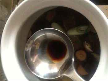 养生排骨牛肉杂菌汤怎么做，养生排骨牛肉杂菌汤怎么做好吃，养生排骨牛肉杂菌汤做法