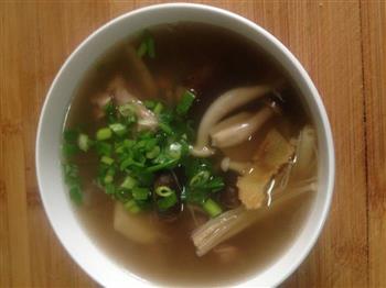 养生排骨牛肉杂菌汤怎么做，养生排骨牛肉杂菌汤怎么做好吃，养生排骨牛肉杂菌汤做法