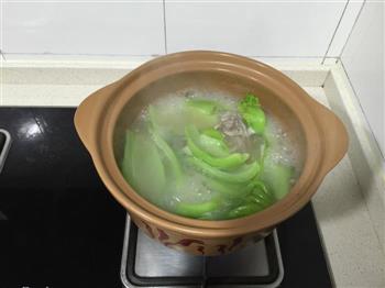 砂锅咸骨芥菜煲怎么做，砂锅咸骨芥菜煲怎么做好吃，砂锅咸骨芥菜煲做法