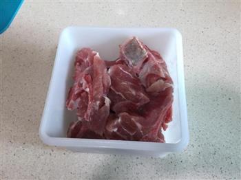 砂锅咸骨芥菜煲怎么做，砂锅咸骨芥菜煲怎么做好吃，砂锅咸骨芥菜煲做法