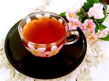 冰糖绿豆莲子百合汤怎么做，冰糖绿豆莲子百合汤怎么做好吃，冰糖绿豆莲子百合汤做法