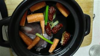 骨汤煮干丝怎么做，骨汤煮干丝怎么做好吃，骨汤煮干丝做法