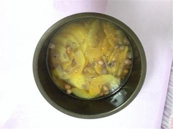 木瓜排骨花生汤怎么做，木瓜排骨花生汤怎么做好吃，木瓜排骨花生汤做法