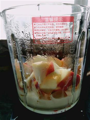 蜜桃奶昔怎么做，蜜桃奶昔怎么做好吃，蜜桃奶昔做法