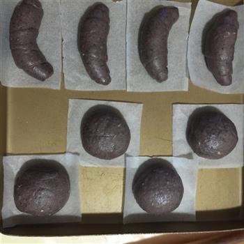 一次性发酵黑米杂粮小面包怎么做，一次性发酵黑米杂粮小面包怎么做好吃，一次性发酵黑米杂粮小面包做法