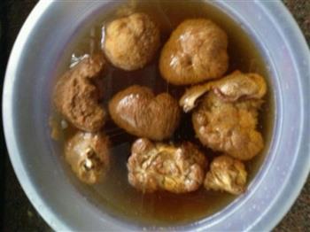 猴头茹煲鸡汤怎么做，猴头茹煲鸡汤怎么做好吃，猴头茹煲鸡汤做法