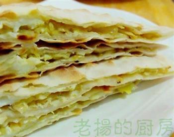 烙鸡蛋韭菜盒子怎么做，烙鸡蛋韭菜盒子怎么做好吃，烙鸡蛋韭菜盒子做法
