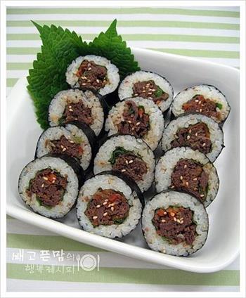 牛肉紫菜包饭怎么做，牛肉紫菜包饭怎么做好吃，牛肉紫菜包饭做法