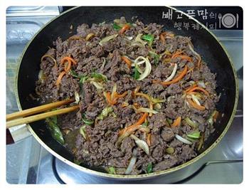 牛肉紫菜包饭怎么做，牛肉紫菜包饭怎么做好吃，牛肉紫菜包饭做法
