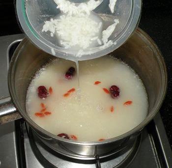 酒糟煮鸡蛋怎么做，酒糟煮鸡蛋怎么做好吃，酒糟煮鸡蛋做法