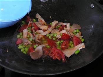 猪肚菇毛豆汤怎么做，猪肚菇毛豆汤怎么做好吃，猪肚菇毛豆汤做法