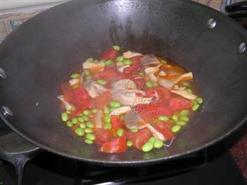 猪肚菇毛豆汤怎么做，猪肚菇毛豆汤怎么做好吃，猪肚菇毛豆汤做法