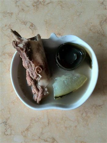 清热解暑-冬瓜绿豆海带筒骨汤怎么做，清热解暑-冬瓜绿豆海带筒骨汤怎么做好吃，清热解暑-冬瓜绿豆海带筒骨汤做法