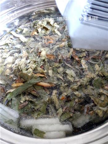 冬瓜荷叶煲老鸭怎么做，冬瓜荷叶煲老鸭怎么做好吃，冬瓜荷叶煲老鸭做法