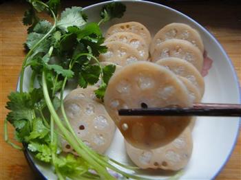 葡萄糯米莲藕怎么做，葡萄糯米莲藕怎么做好吃，葡萄糯米莲藕做法