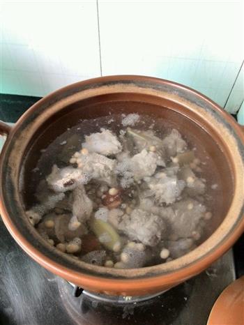 清热去火-凉瓜黄豆排骨汤怎么做，清热去火-凉瓜黄豆排骨汤怎么做好吃，清热去火-凉瓜黄豆排骨汤做法