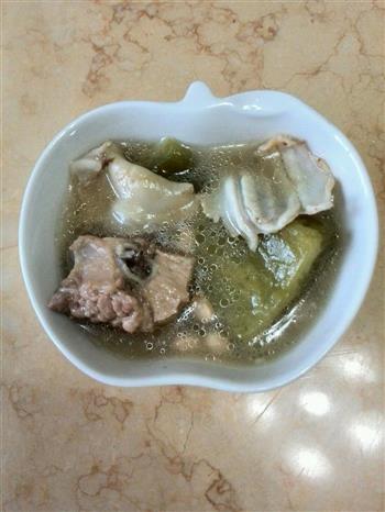 清热去火-凉瓜黄豆排骨汤怎么做，清热去火-凉瓜黄豆排骨汤怎么做好吃，清热去火-凉瓜黄豆排骨汤做法