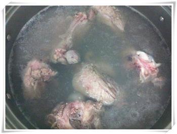 土茯苓扁豆大骨汤怎么做，土茯苓扁豆大骨汤怎么做好吃，土茯苓扁豆大骨汤做法