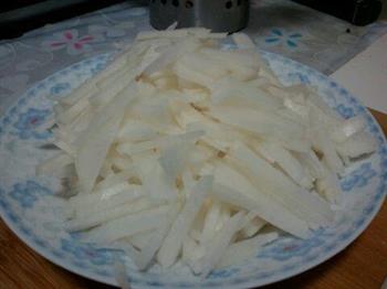 零基础的美味萝卜丝鲫鱼汤怎么做，零基础的美味萝卜丝鲫鱼汤怎么做好吃，零基础的美味萝卜丝鲫鱼汤做法