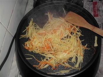 土豆丝蛋卷饼怎么做，土豆丝蛋卷饼怎么做好吃，土豆丝蛋卷饼做法