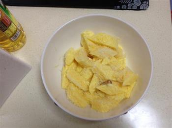 鸡蛋糕肉丸子香菇汤怎么做，鸡蛋糕肉丸子香菇汤怎么做好吃，鸡蛋糕肉丸子香菇汤做法