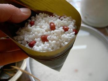 枣豆糯米粽怎么做，枣豆糯米粽怎么做好吃，枣豆糯米粽做法