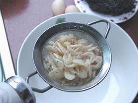 紫菜蛋饼怎么做，紫菜蛋饼怎么做好吃，紫菜蛋饼做法
